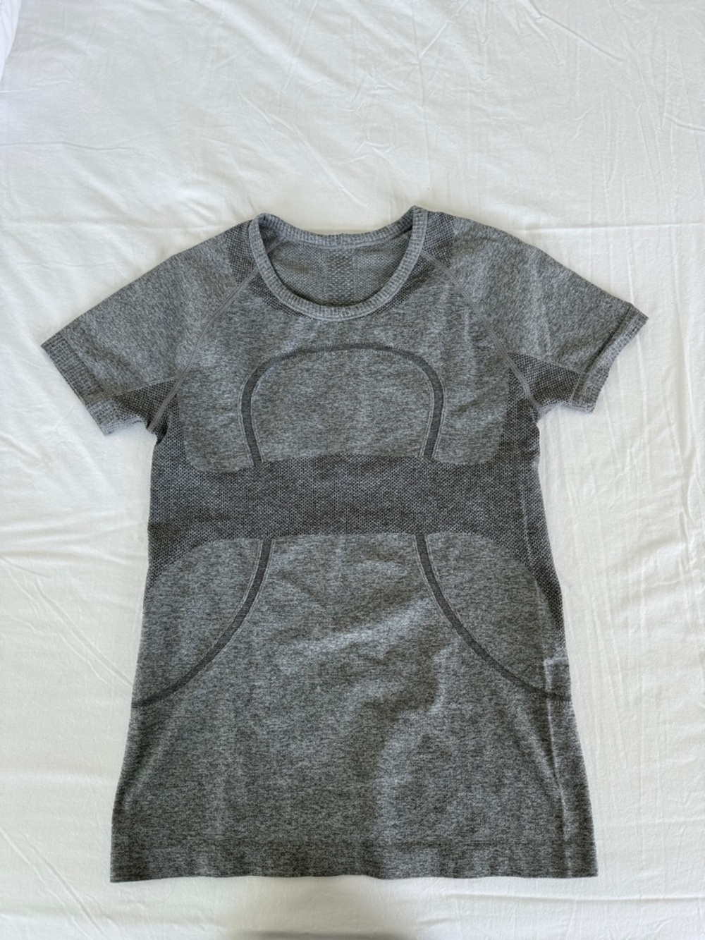 lululemon grey tshirt